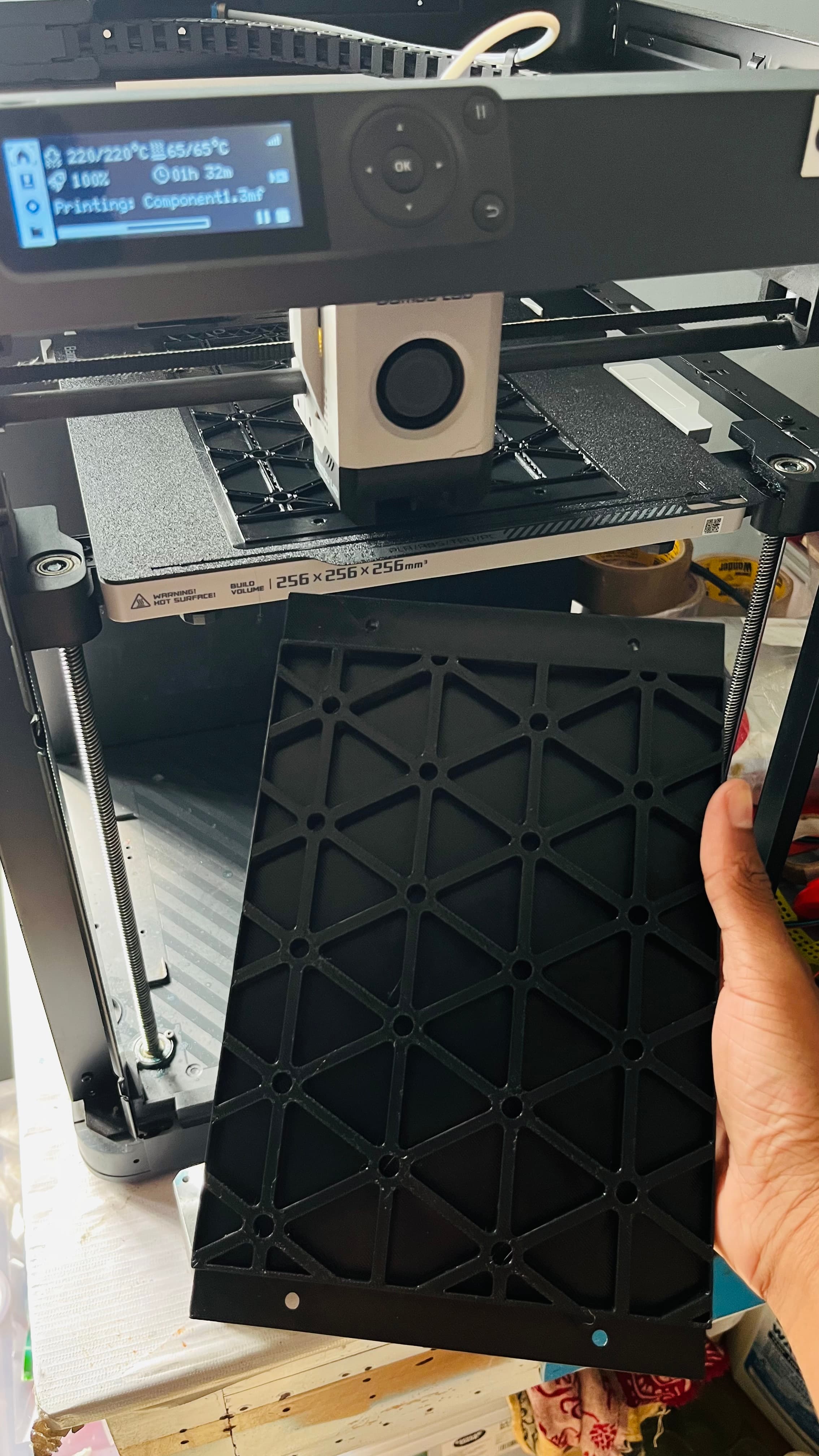 GT Labs 3D printer active